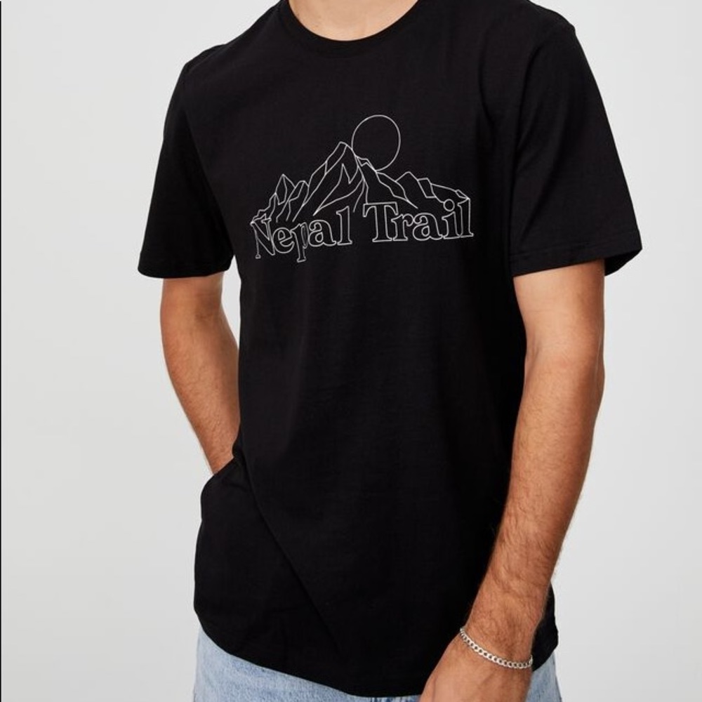 Cotton On Tbar Souvenir T-shirt Nepal Trail black XS